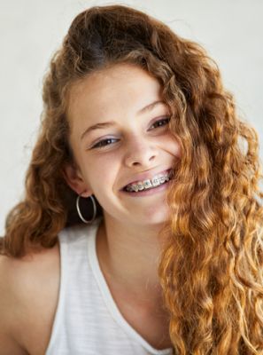 Ancoragem esquelética em ortodontia com miniimplantes: conheça os benefícios da técnica no tratamento ortodôntico