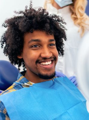 Odontologia estética: o que é? Quais tratamentos são feitos? Conheça os benefícios da especialidade para a saúde bucal