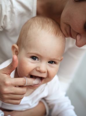Como aliviar a dor de dente em bebês? Veja medidas que podem amenizar o incômodo
